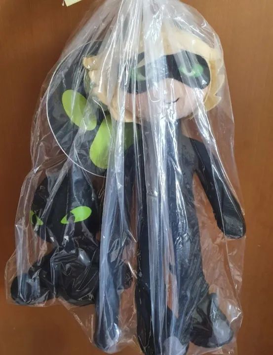 Boneco CAT Noir 