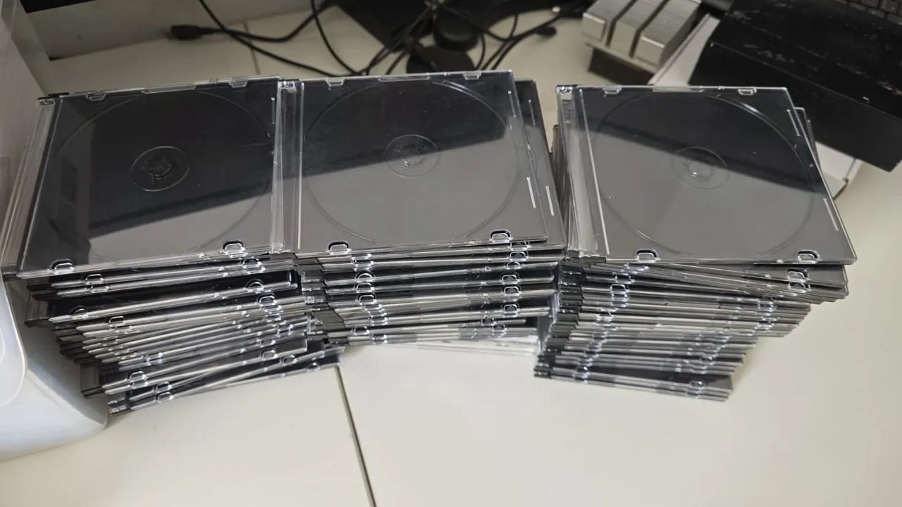 caixas / porta CDs e DVD - Retire Rua Baronesa de Itu 774 Cep 01231-000 - Foto 2