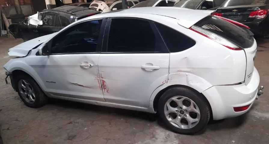 Sucata Ford Focus Hatch 2.0 2010 a 2013 Peças