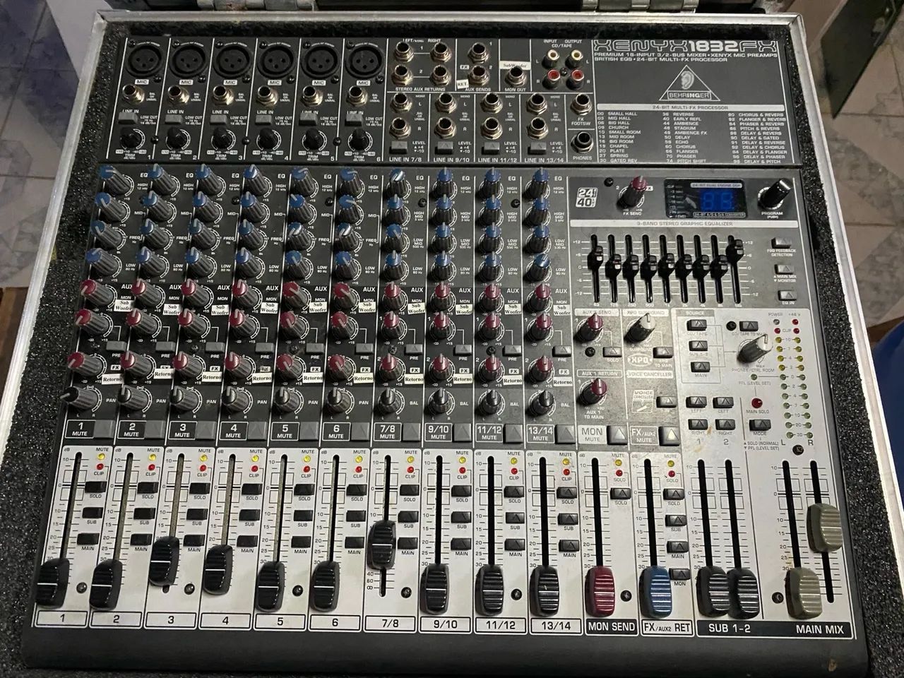 Mesa de som Behringer Xenyx USB 1832 - Foto 3