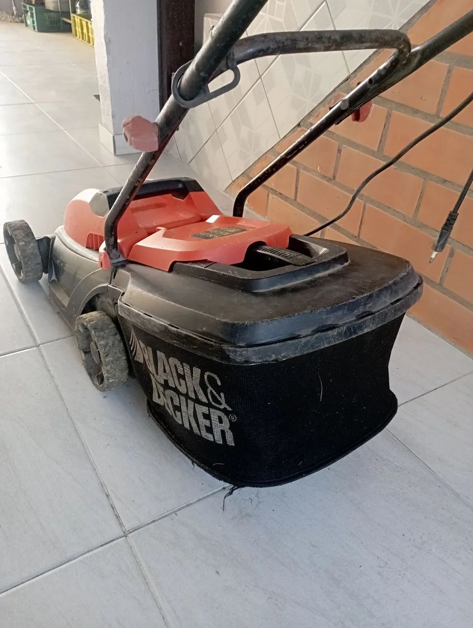 Máquina de Cortar Grama Eletrica - Foto 2