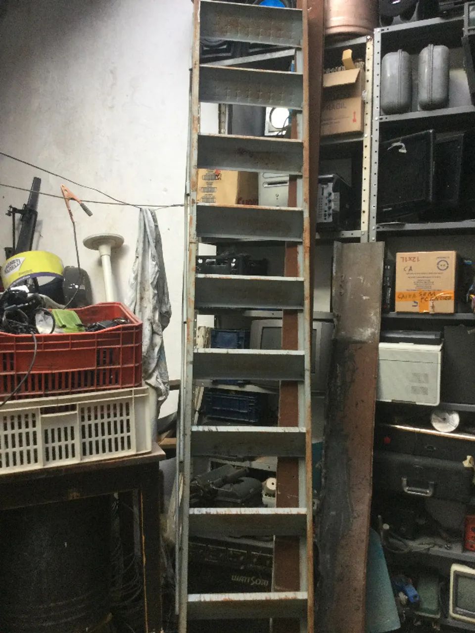 escada reta de ferro para laje 3m 50cm - Foto 3