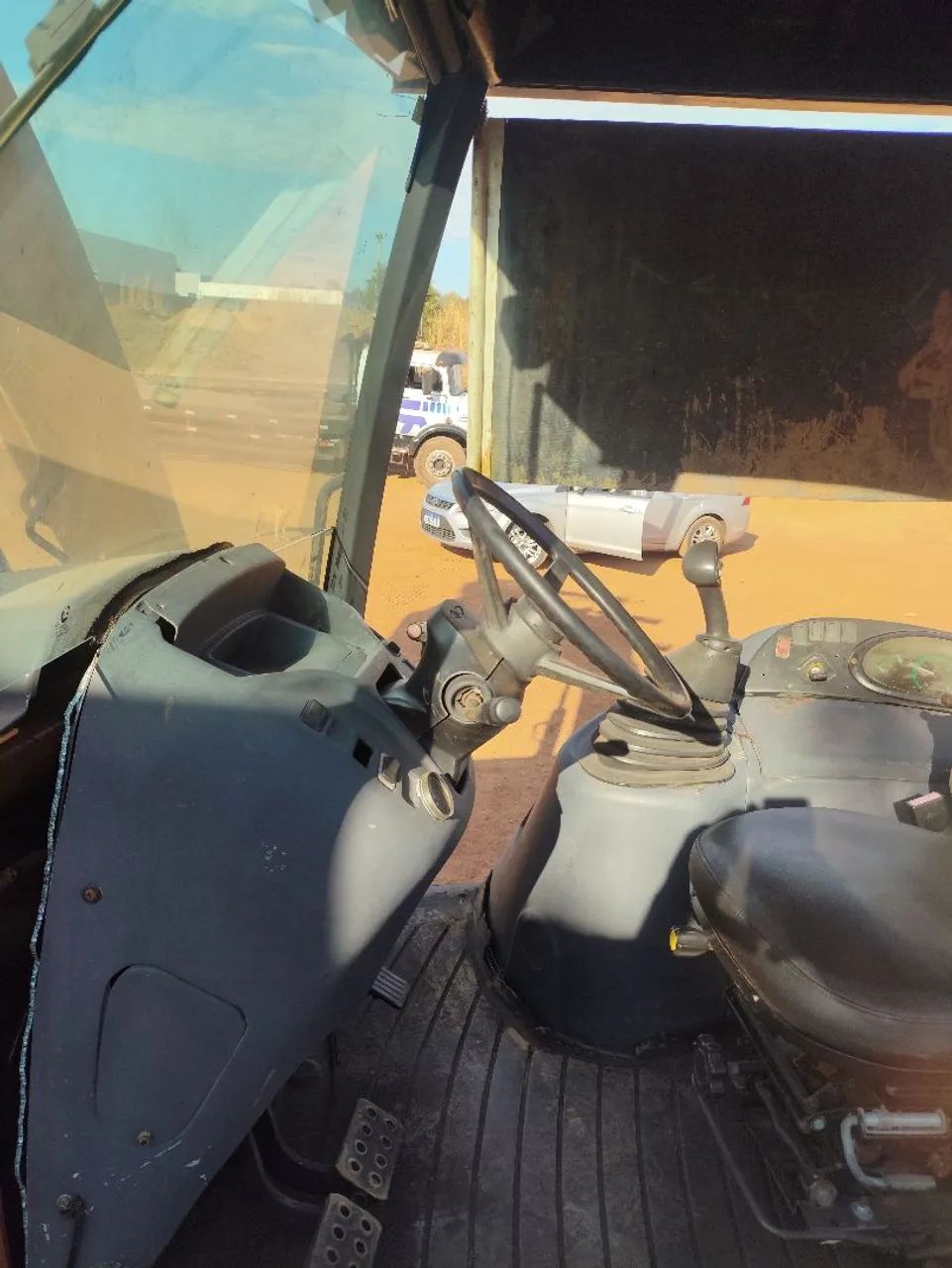 CASE 580N Backhoe Loader63824564377219121