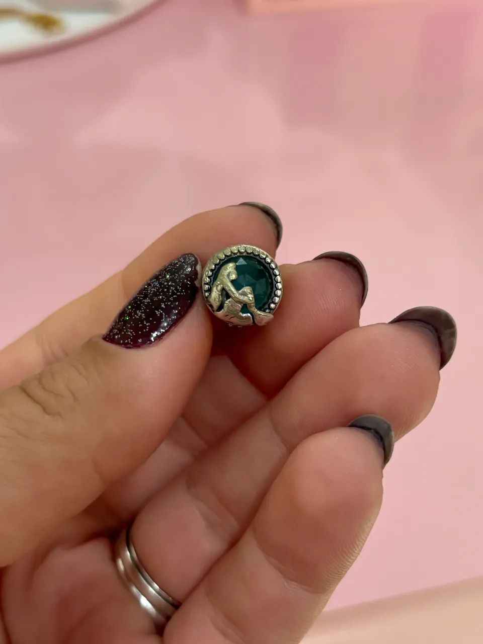 berloque sereia com pedra verde furtacor prata 925 legitima - Foto 3