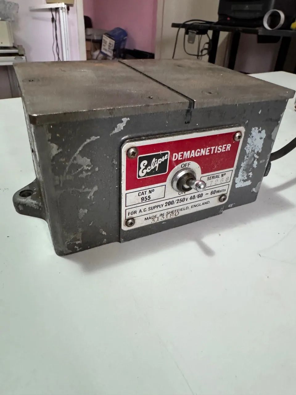 Mesa Desmagnetizadora Eclipse 220V