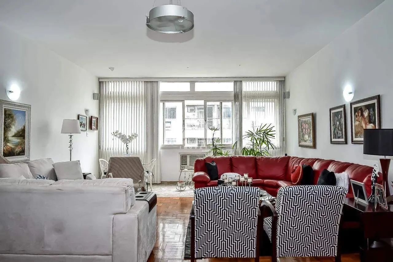 Apartamento de 3 quartos com vaga próximo ao Largo do Machado