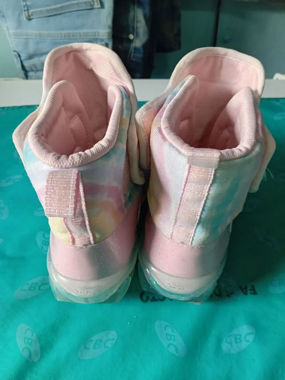 Bota n:32 - Foto 4
