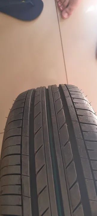 Pneu Bridgestone Aro 15 - 185/65R15 88H
