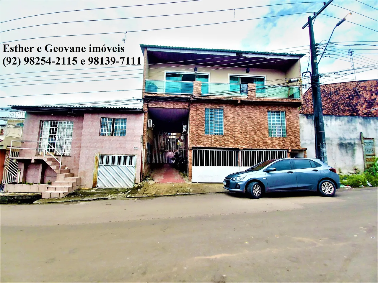 Venda prédio/2 Casas/12 apartamentos/477m²/Redenção/Manaus-AM.