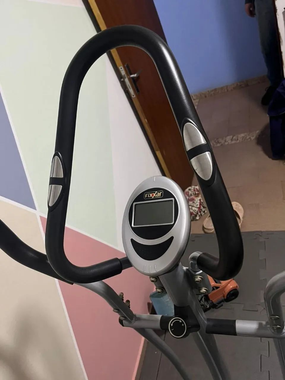 Aparelho de ginástica elíptico