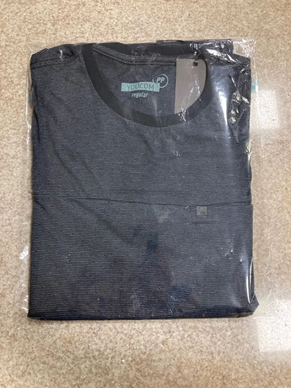 Camiseta Masculina Youcom Preta com Detalhes