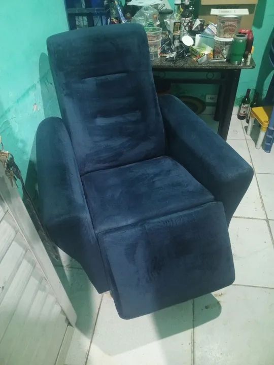 Vende-se uma poltrona de veludo - Foto 2