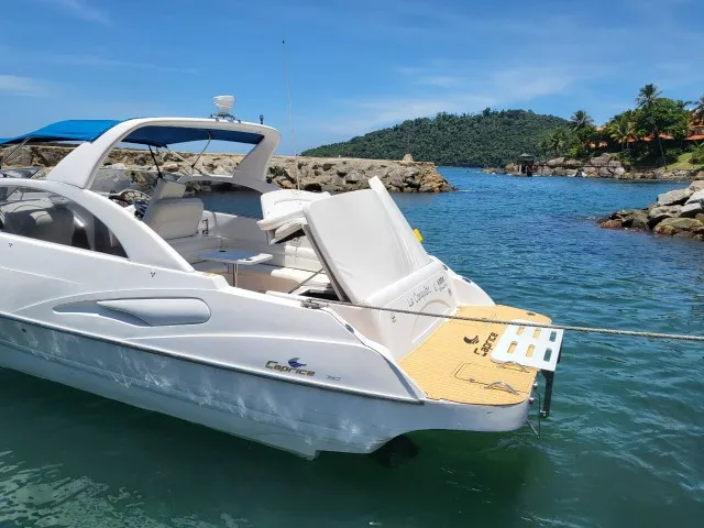 Lancha Caprice 35
