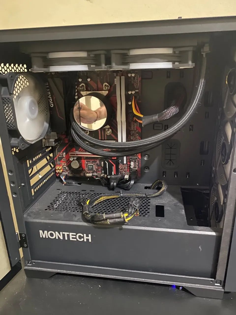 Pc gamer ryzen 5 4600g 16gb ram - Foto 2