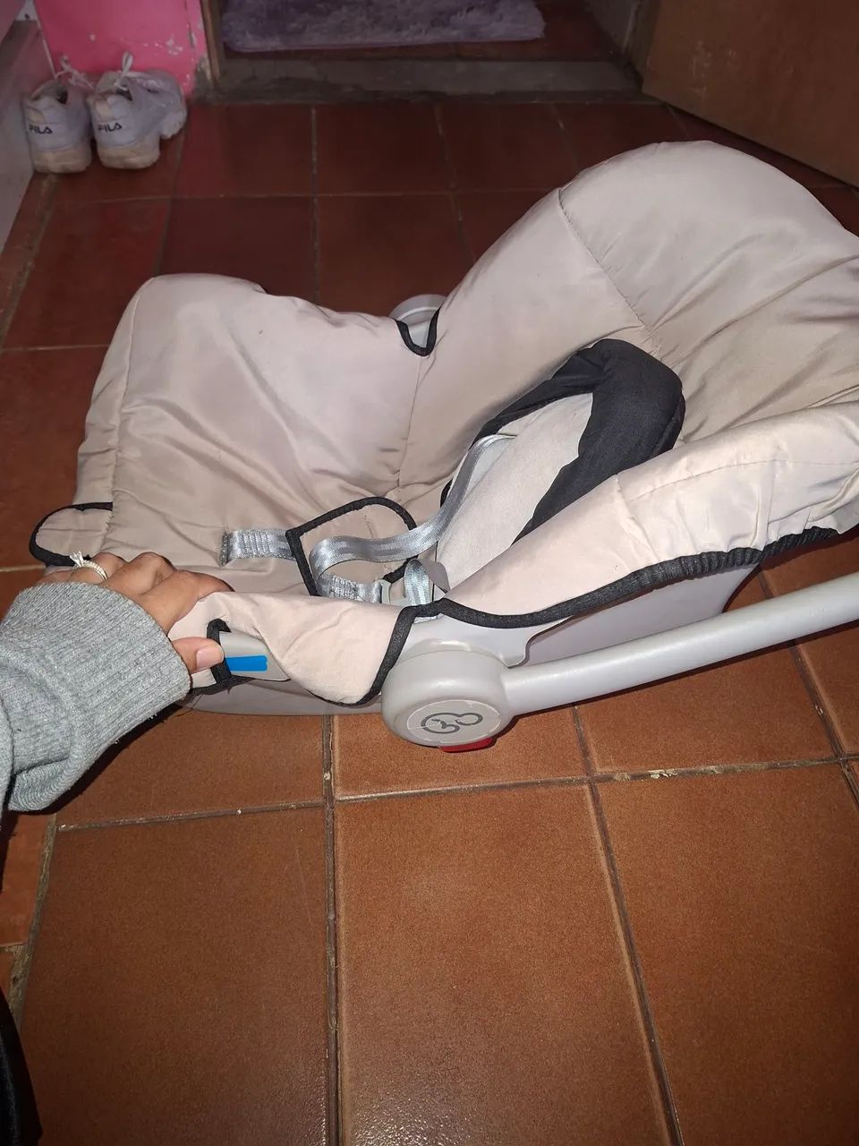 Berço, carrinho e bebê conforto - Foto 4
