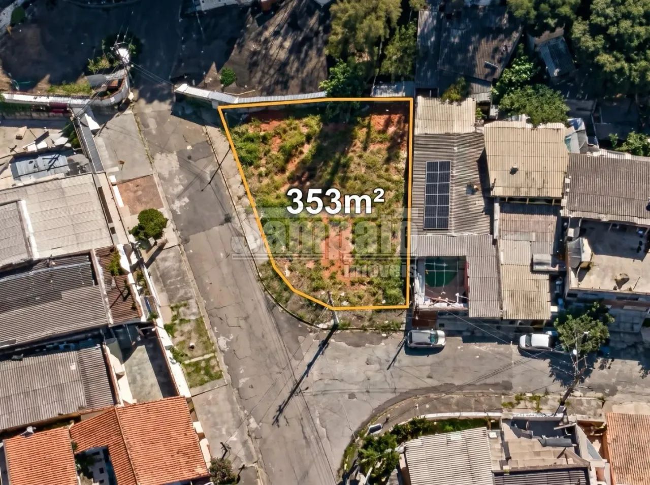 Terreno Residencial / Comercial em Santíssimo com 353m²