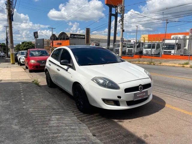 Fiat Bravo Absolute Dualogic 1.8 Flex 16V 5P 2012 - Foto 4