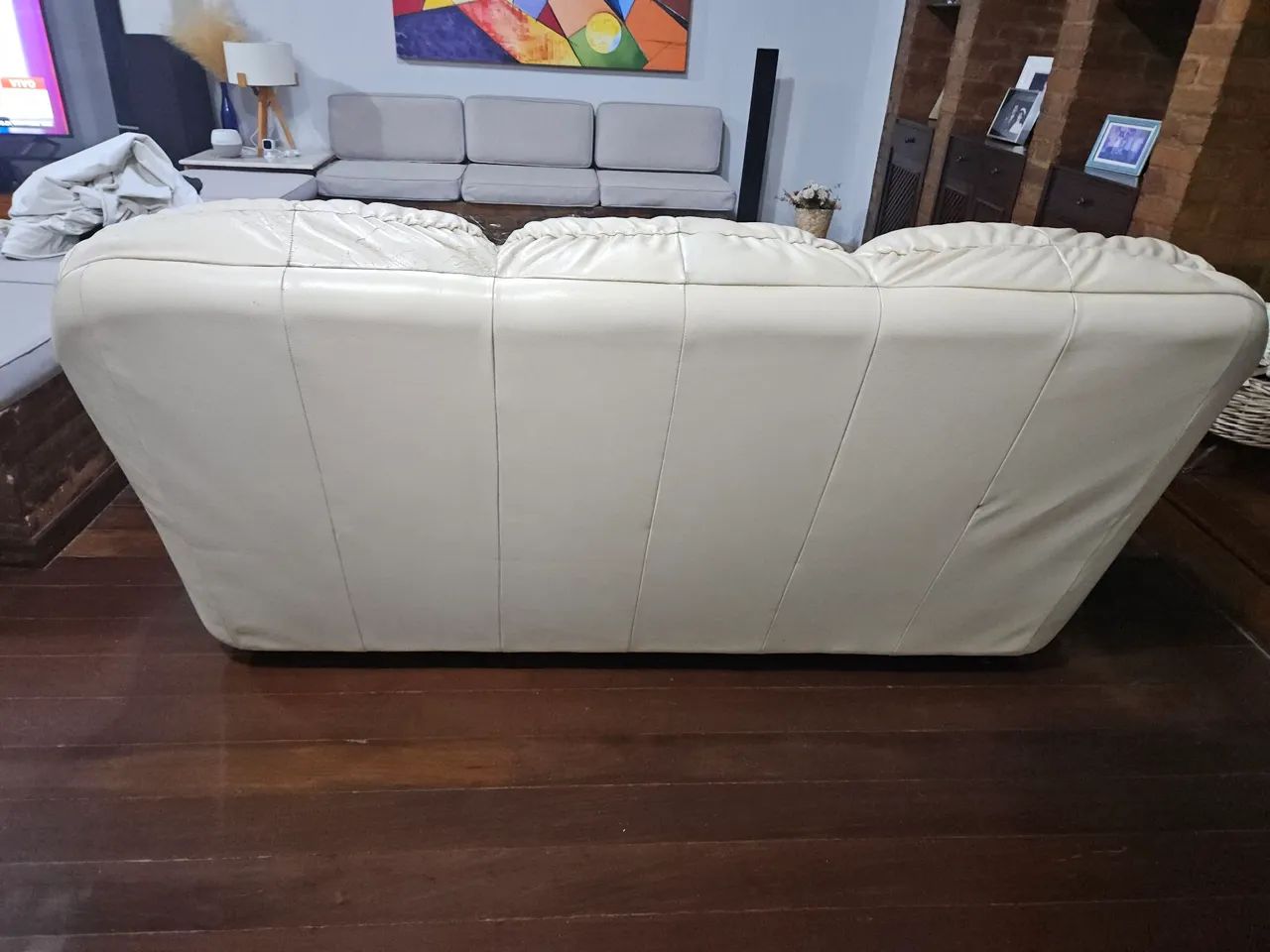 Sofá de Couro 3 lugares