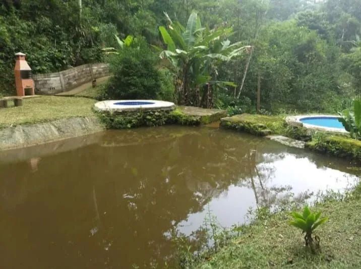 Lindo sítio- Quem vê compra. 