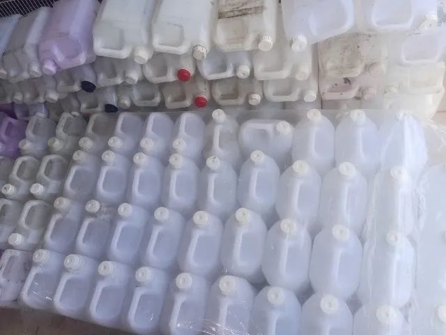 Galão de 5 litros R$ 3.50 - Foto 3