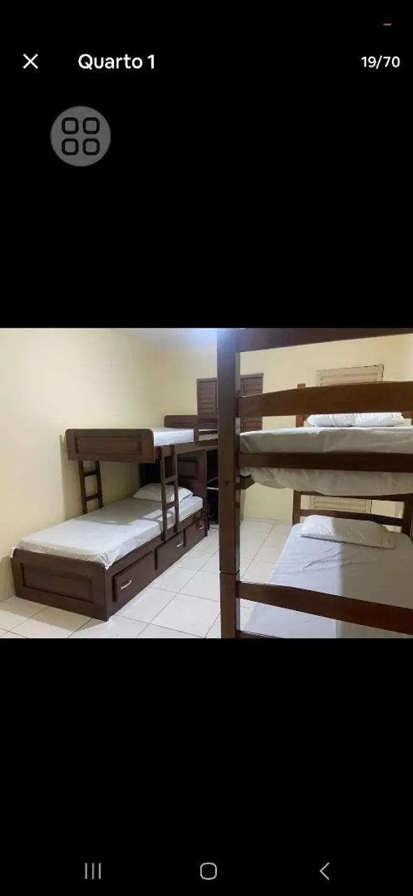 Quarto 2 beliches e banheiro