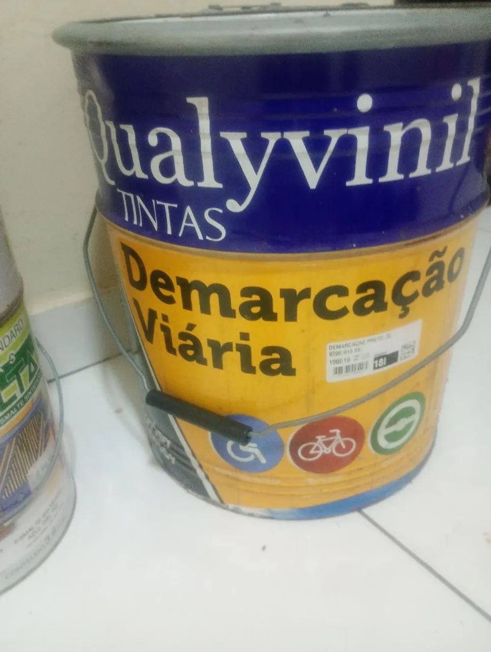 Tinta de demarcação viária preto 18 LT - Foto 2