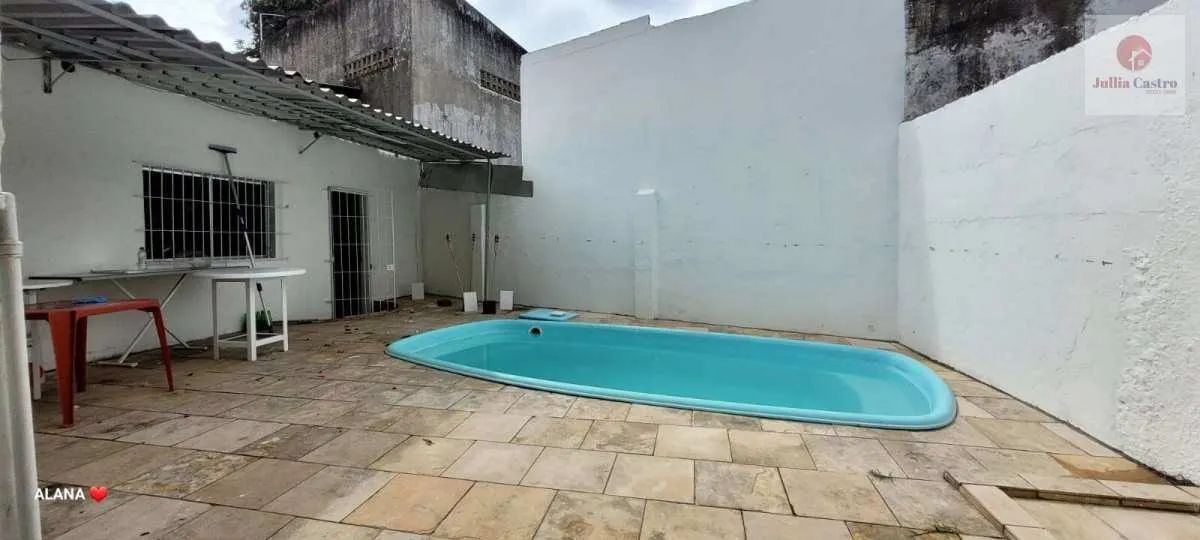 ALUGO CASA COMERCIAL COM 8 QUARTOS NA MADALENA - RECIFE
