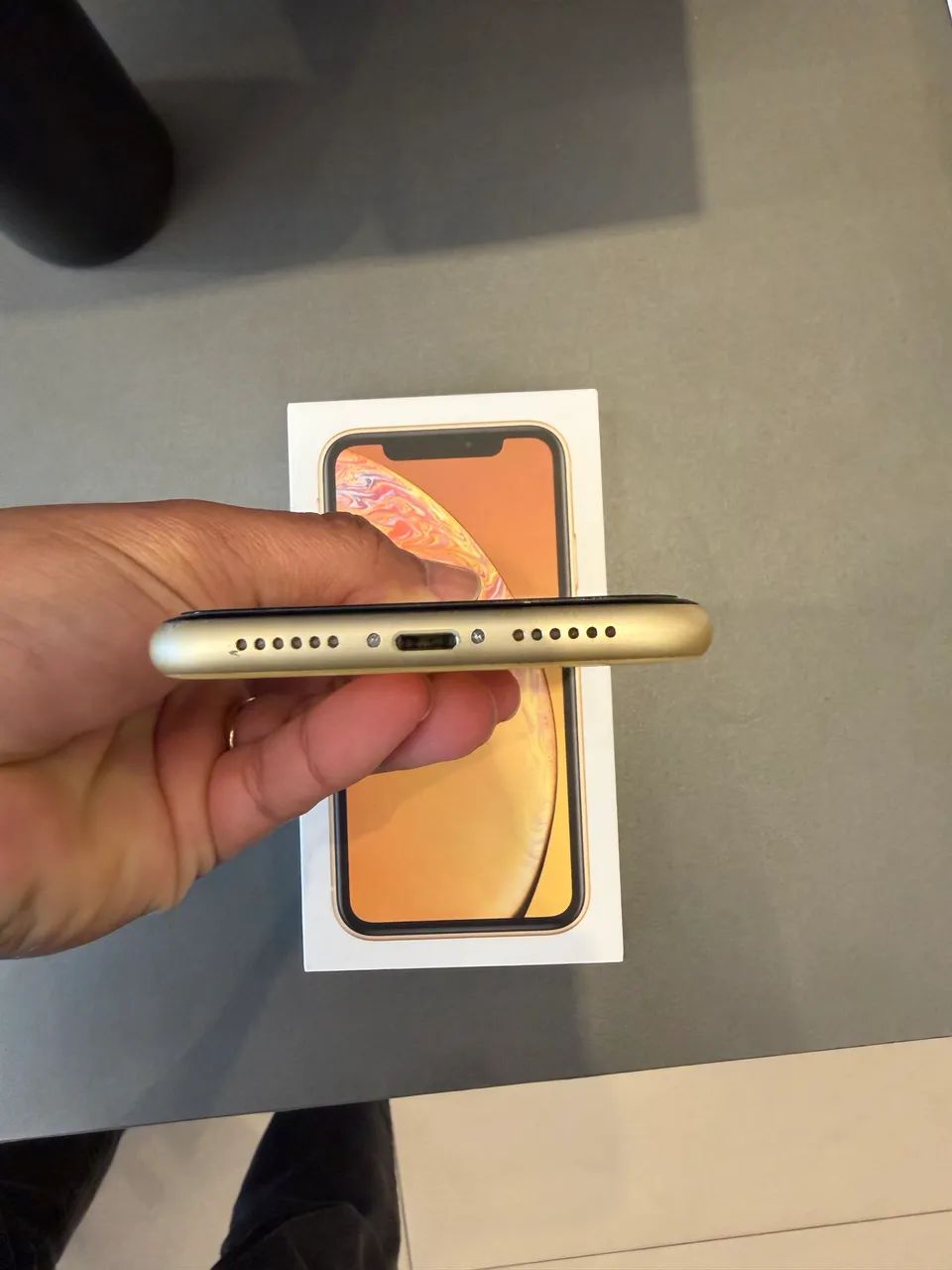iPhone XR 64GB Amarelo Original Completo | Impecável | Caixa e Cabo - Foto 5