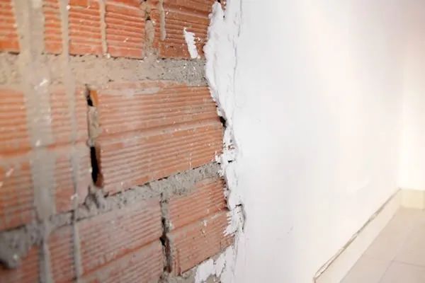Serviços de pintura, e  reforma, manutenção residencial. E comercial.