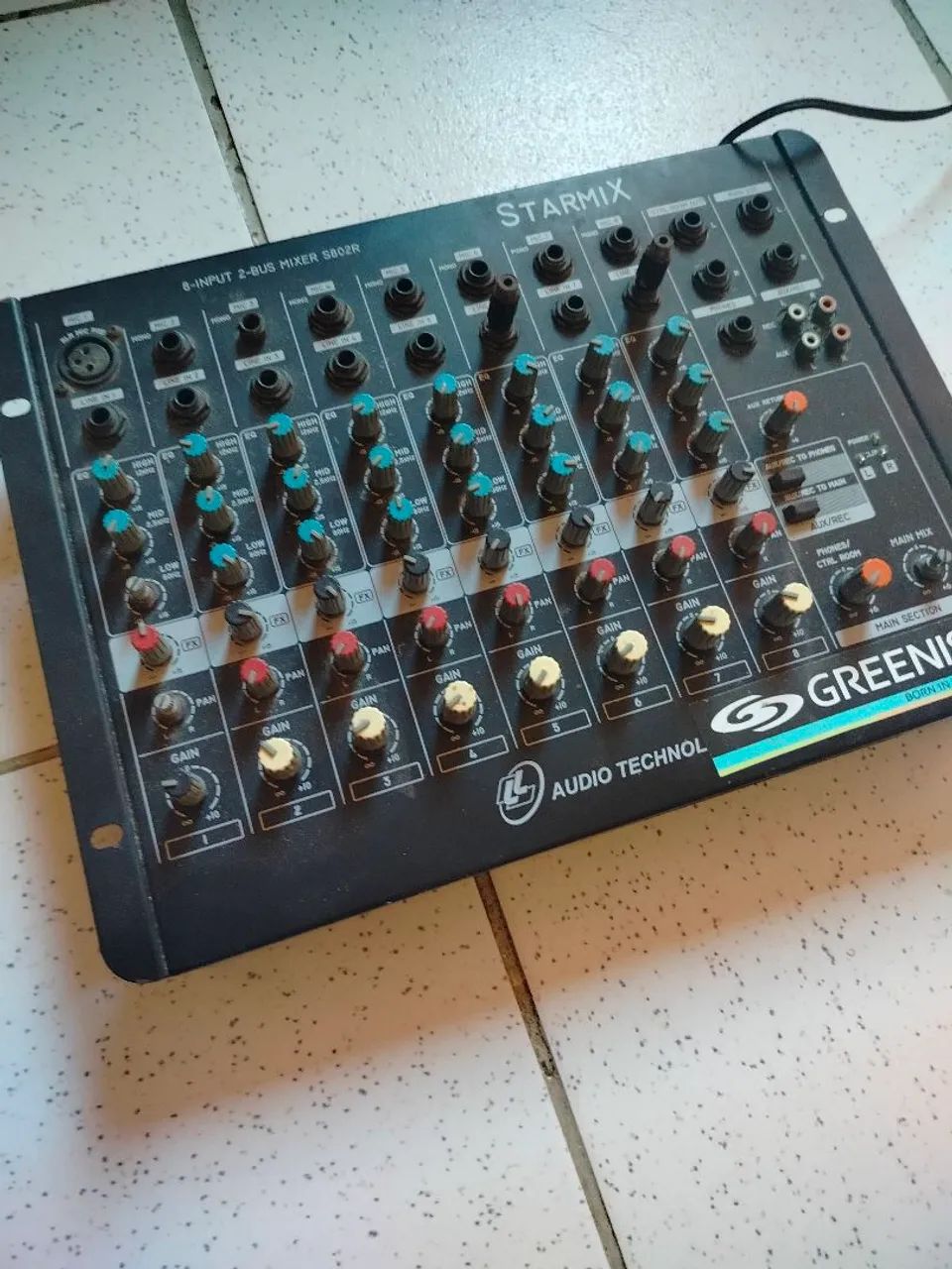 Mesa de som