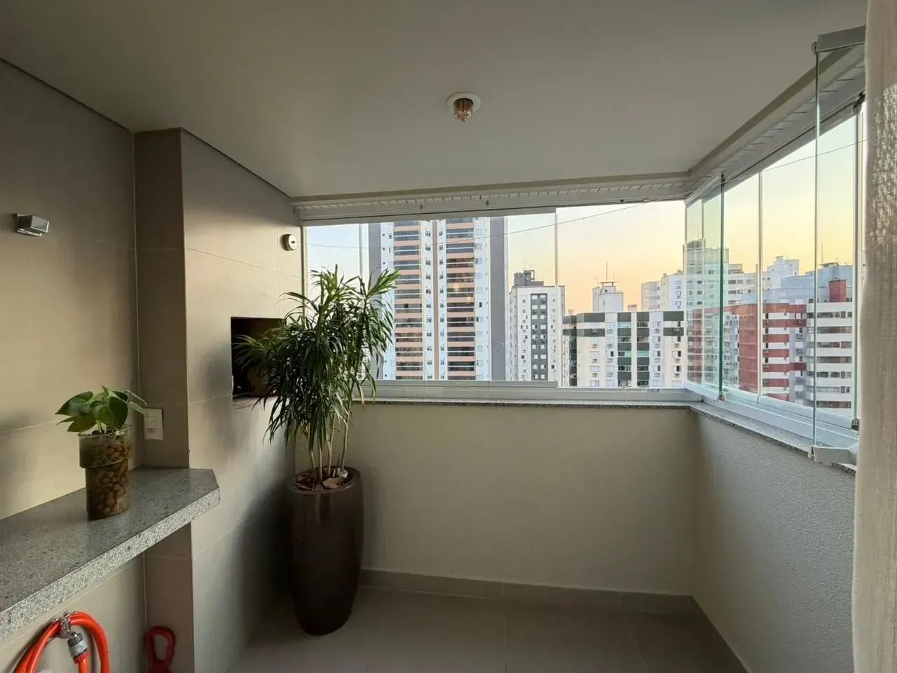 Ótimo Apartamento no Centro de Criciúma SC - Foto 5