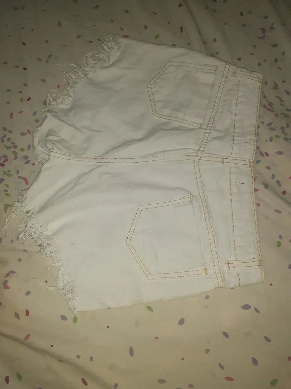 Roupas femininas semi novas preço bom  - Foto 4