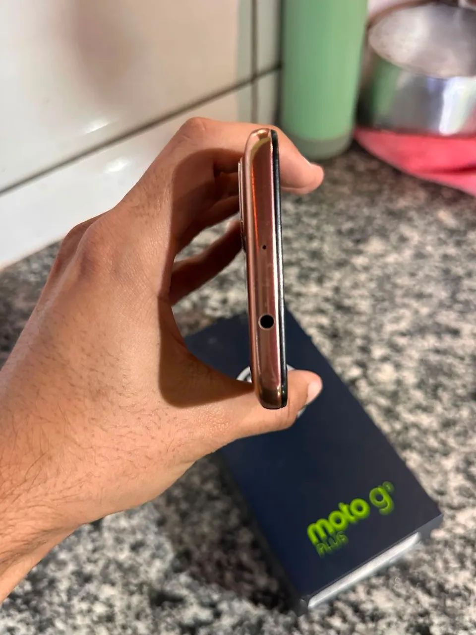 Celular Moto G9 Plus, cor Rose, 128 gb 4 ram - Foto 2