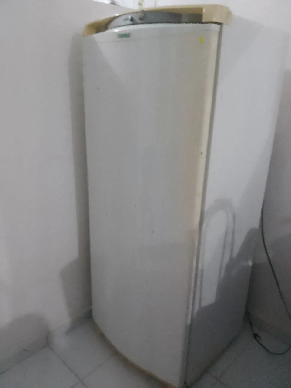 Freezer Vertical Consul 