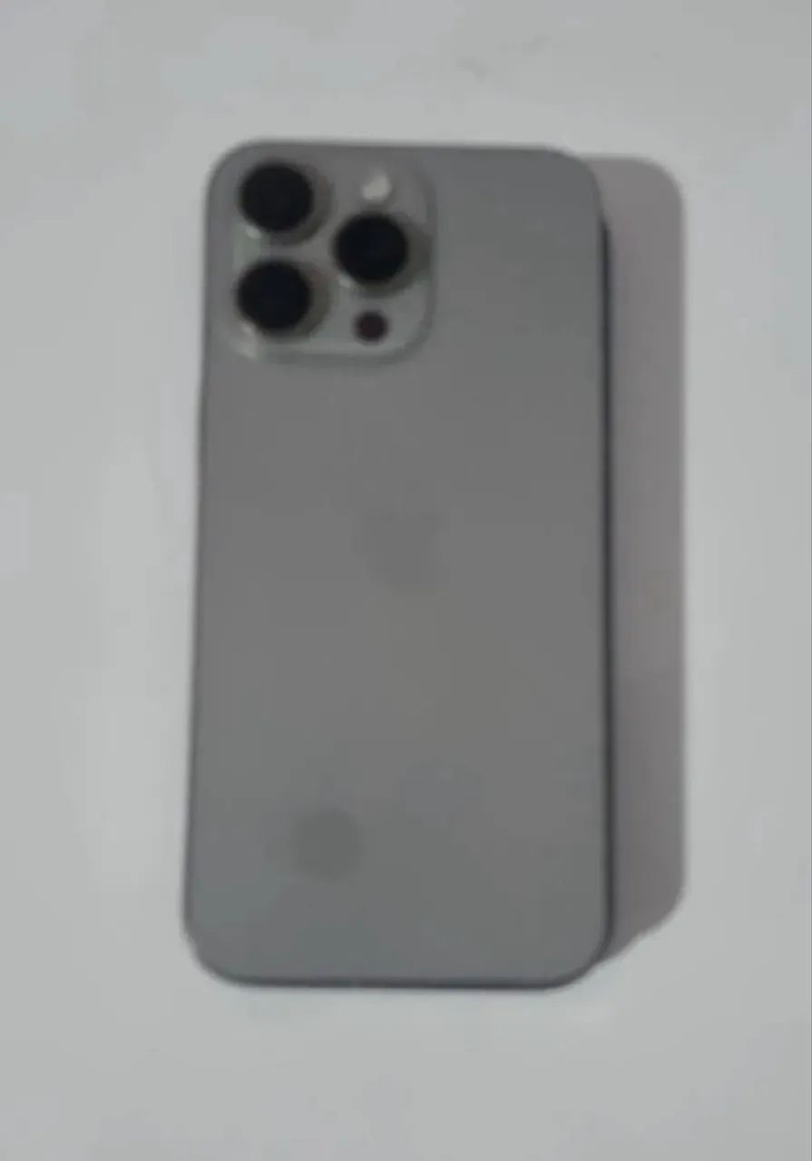 iPhone 15 Pro Max cinza 256 - Foto 2
