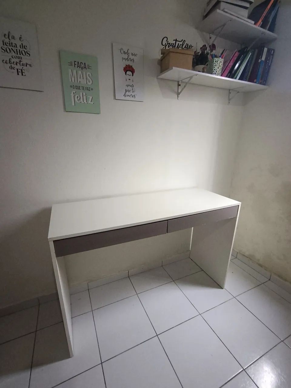 Escrivaninha com gavetas - Foto 2