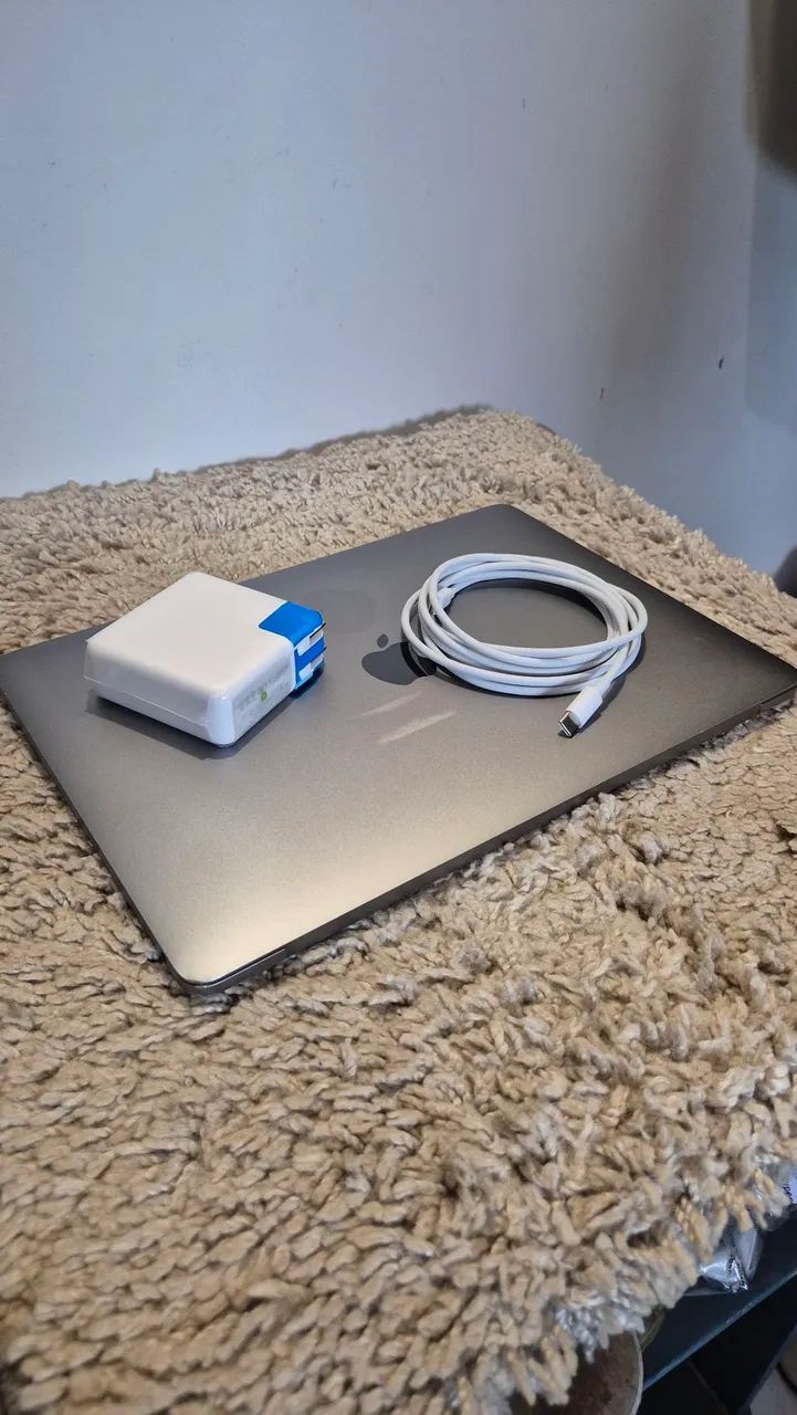 Macbook Pro 13.3" Space Gray - Foto 3