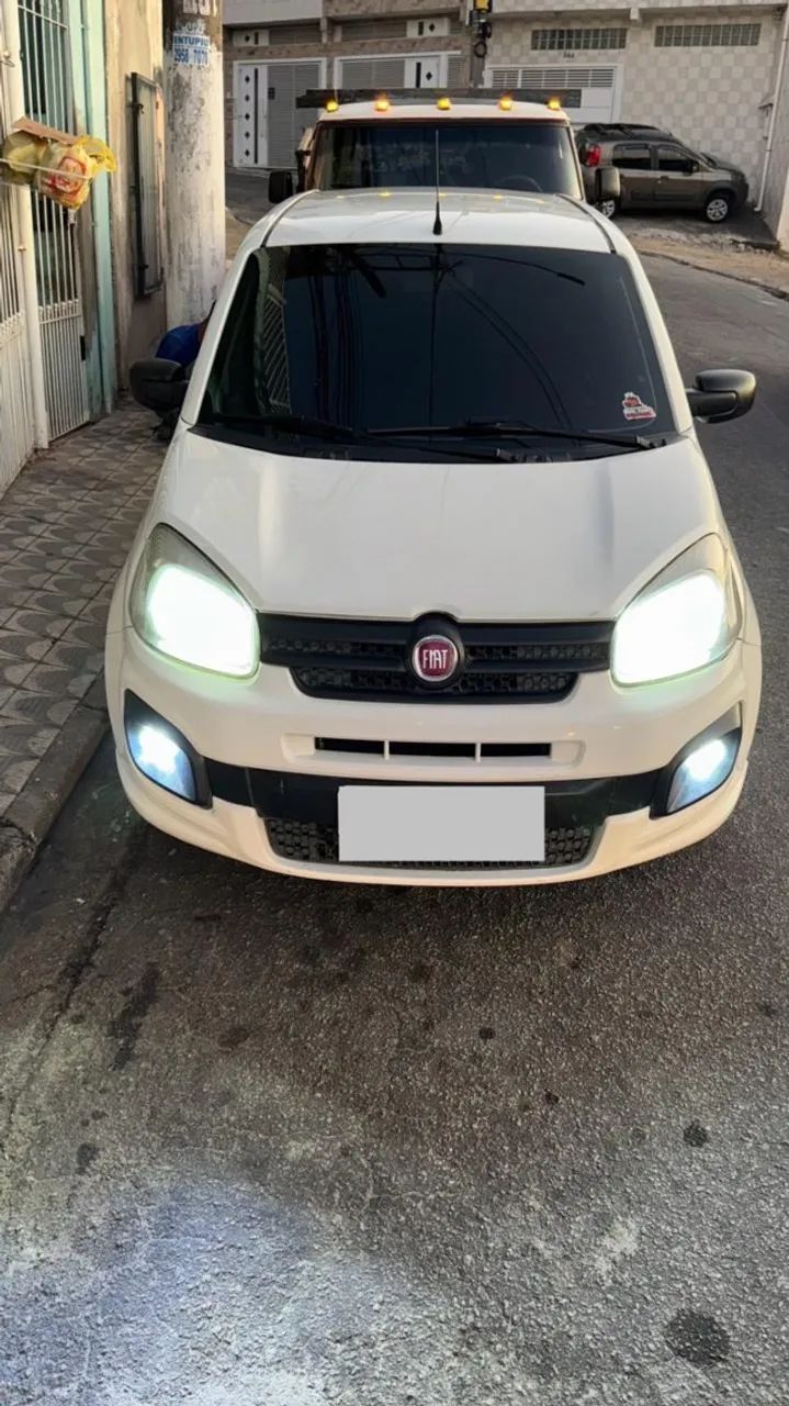 Fiat Uno UNO ATTRACTIVE 1.0 Flex 6V 5p 2017