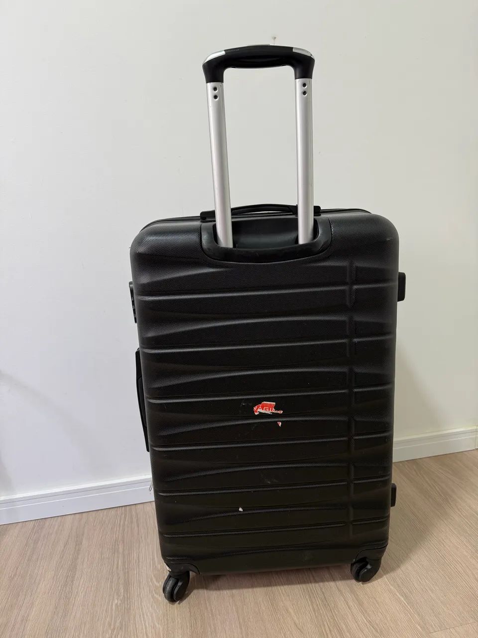Mala De Viagem 32 Kg Polipropileno 4 Rodas Preta - Foto 2