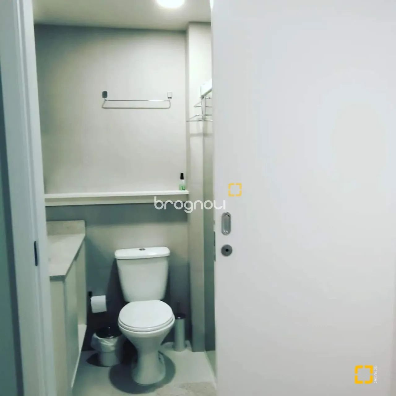 BROGNOLI VENDE- Studio totalmente mobiliado, com 22m2, no bairro da Cachoeira do Bom Jesus - Foto 5
