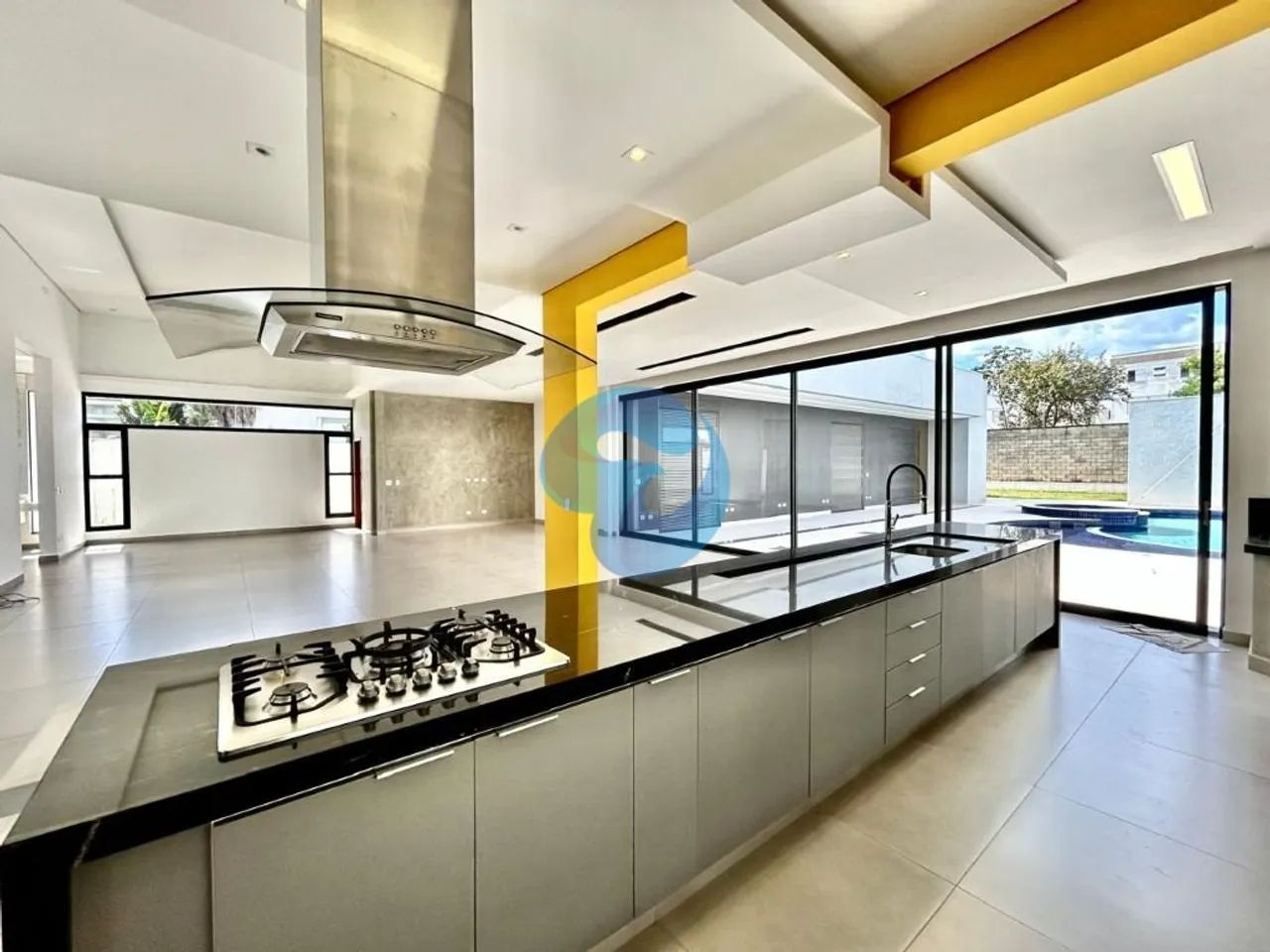 Casa com 3 dormitórios para alugar, 457 m² Saint Patrick