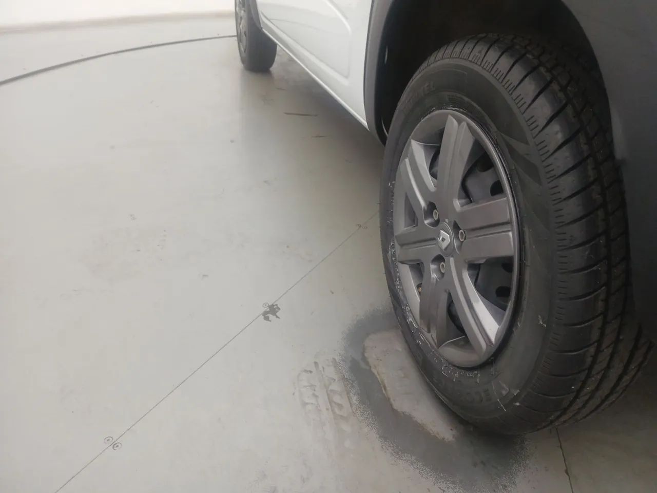 Renault Kwid 1.0 Zen, foto 12 de 18