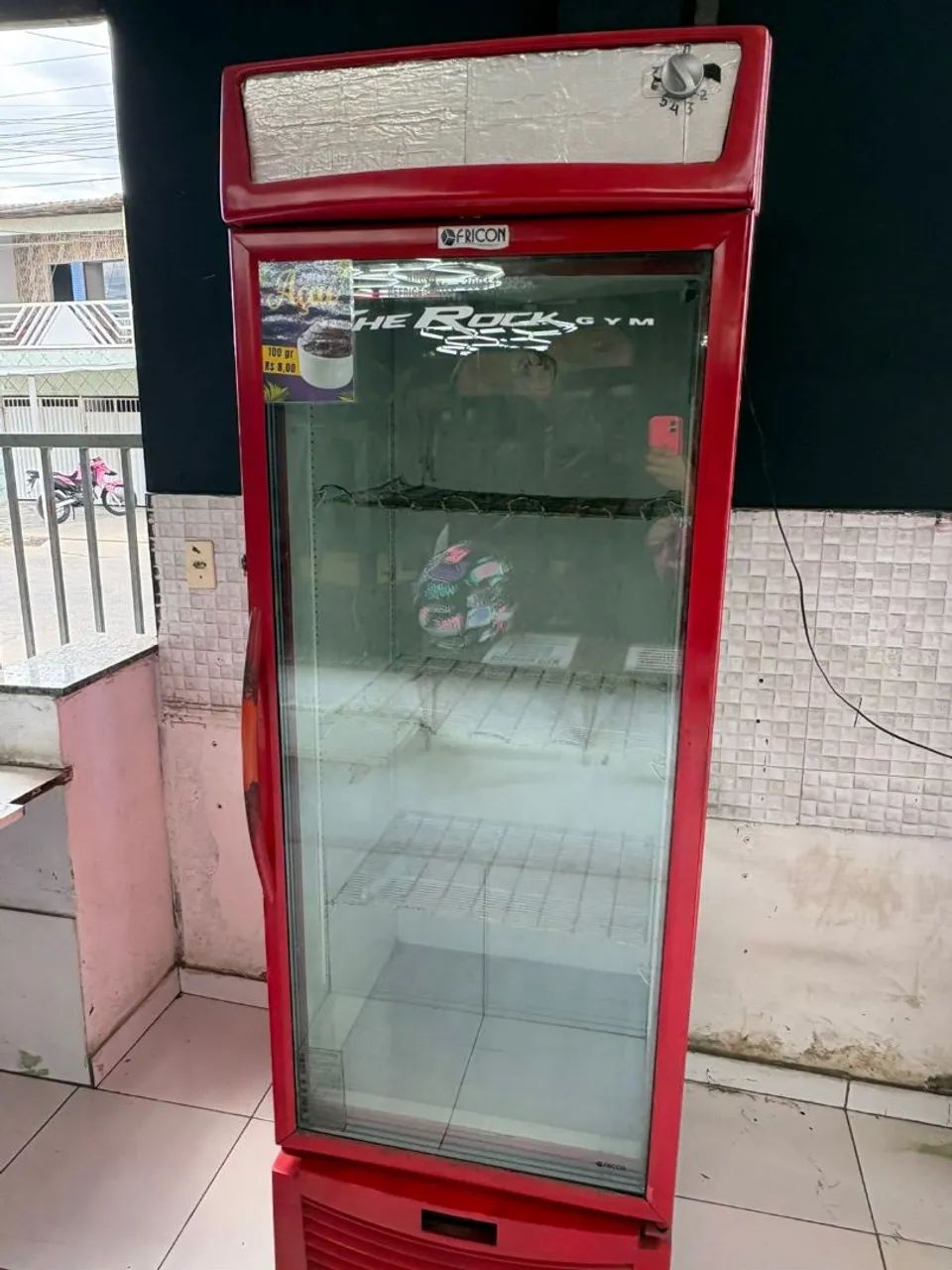 Vendo freezer vertical 