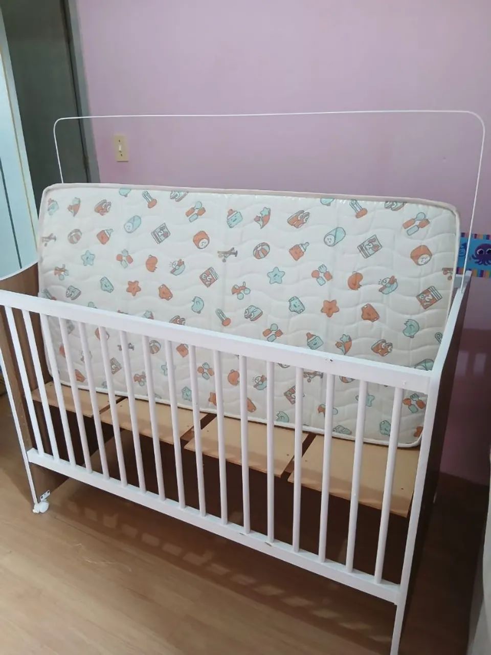 Crib with Mattress