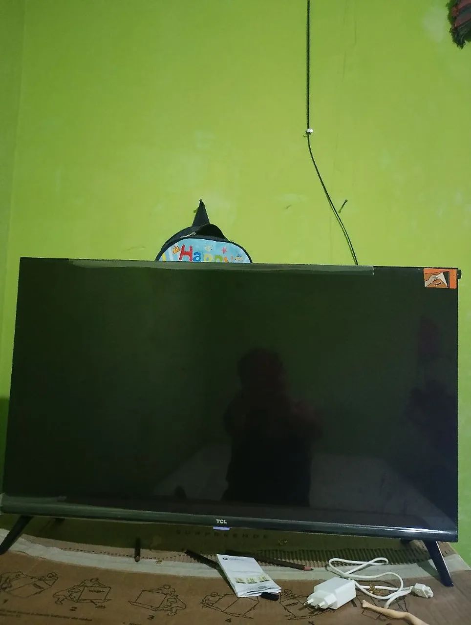 Vendo tv tCL 36 polegada pega whafai tá zerada tem nota fiscal  - Foto 3