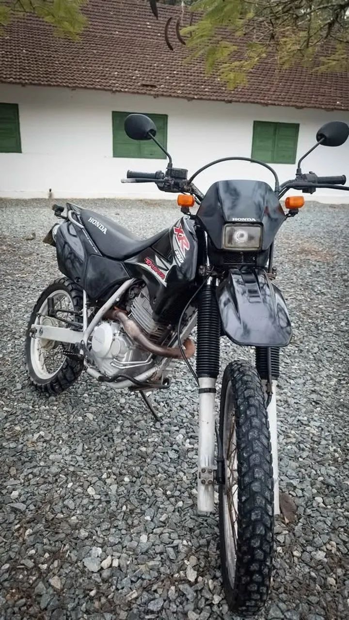 XR Tornado 250 - Foto 3