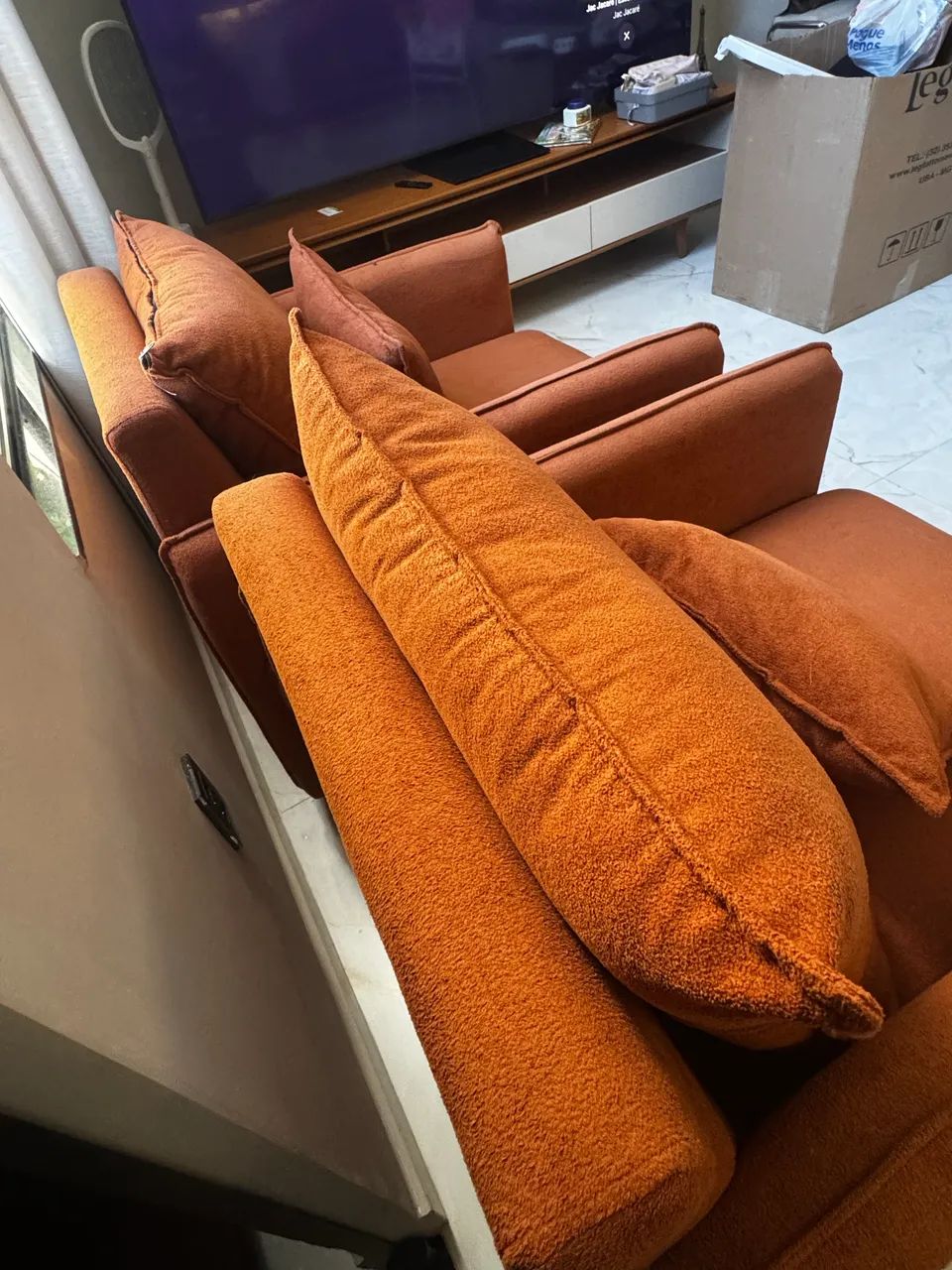 Poltronas em bouclê terracota - Foto 4
