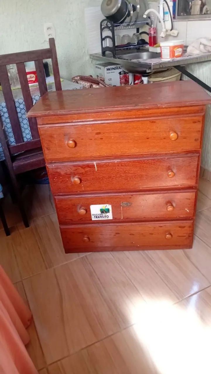 Cômoda de Angelim