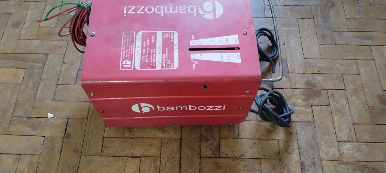 Máquina de solda semi nova bambozzi  - Foto 4
