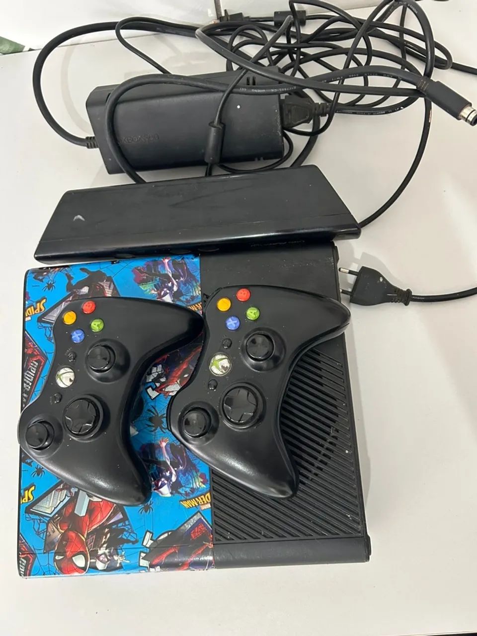 ? Xbox 360 + 2 Controles + 150+ Jogos